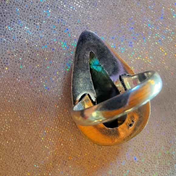 Labradorite Teardrop Ring - Picture 5 of 6